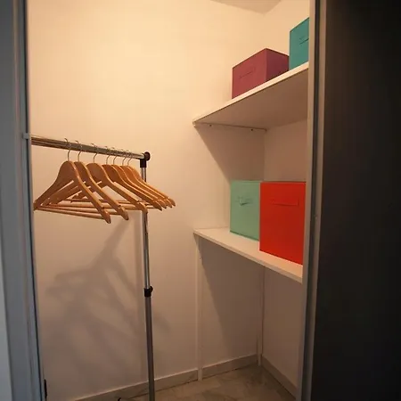 Daire 3 Pieces Sonice Au Centre De *